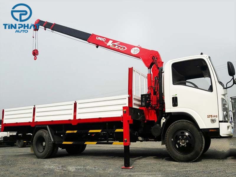 Xe Cẩu ISUZU 7 Tấn Cẩu Unic UR-V345 ISUZU VM 2