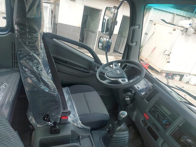 Xe Tải JAC 9 Tấn Thùng Mui Bạt Dài 7 Mét 5
