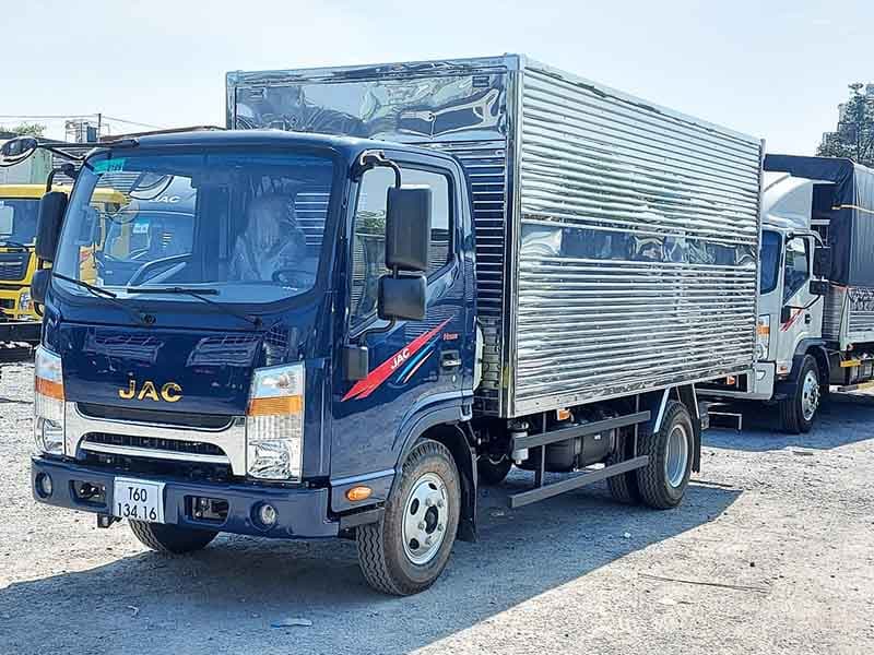 Xe Tải JAC 1.9 Tấn Thùng Mui Bạt Dài 4.4 Mét 5