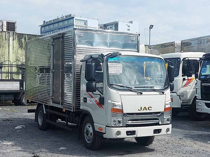 Xe Tải JAC 1.9 Tấn Thùng Mui Bạt Dài 4.4 Mét 4