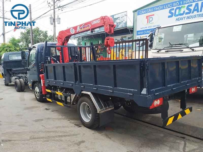 Xe Cẩu Thaco Olin 350 Gắn Cần Unic 233 2