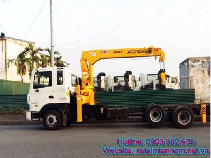 Xe Tải Hyundai HD240 Gắn Cẩu Soosan 5 Tấn