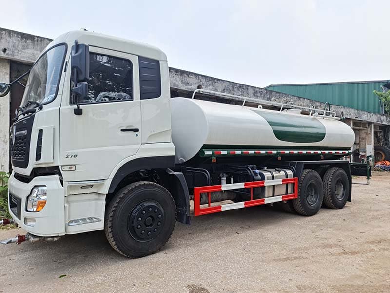 Xe Phun Nước Rửa Đường Tưới Cây Dongfeng13 Khối 2