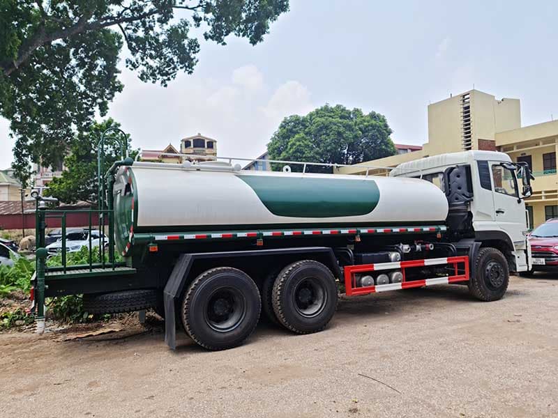 Xe Phun Nước Rửa Đường Tưới Cây Dongfeng13 Khối 4