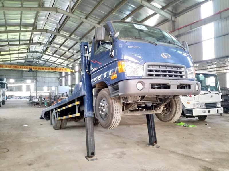 Xe Nâng Đầu Hyundai HD120SL Tải 7.35 Tấn-Chở Xe Công Trình