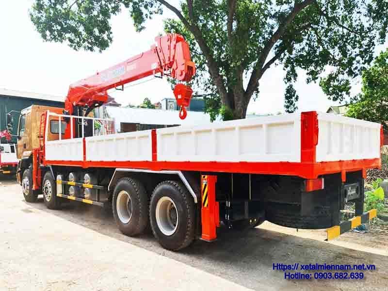 Xe Chenglong 4 Chân Gắn Cẩu Kanglim 12 Tấn 3