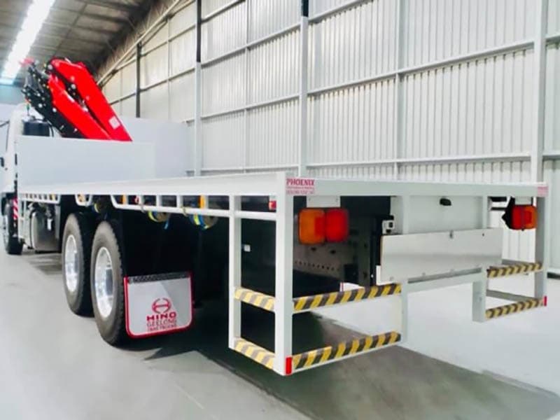 Xe Tải Hino Gắn Cẩu Gập-PALFINGER 12 TẤN 5