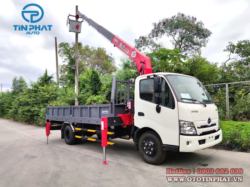 Xe Tải Hino Gắn Cẩu Unic 3 Tấn 5 Khúc 2