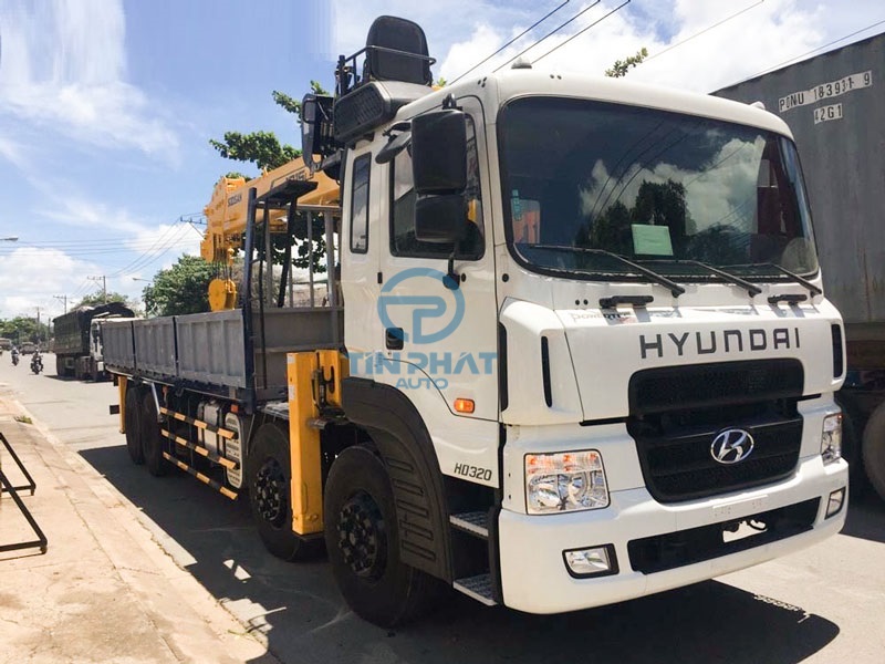 Hyundai HD320 gắn Cẩu Soosan 10 tấn