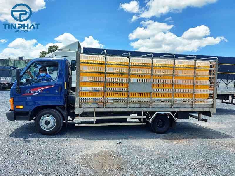 Xe Chở Gà Vịt Hyundai 2.5 Tấn