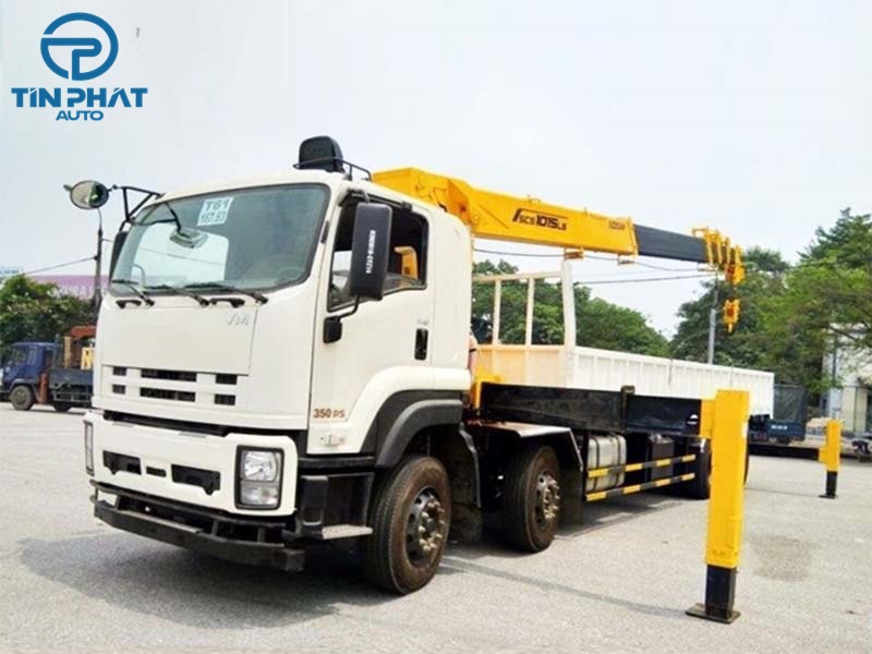 Xe Tải Isuzu 4 chân gắn cẩu Soosan