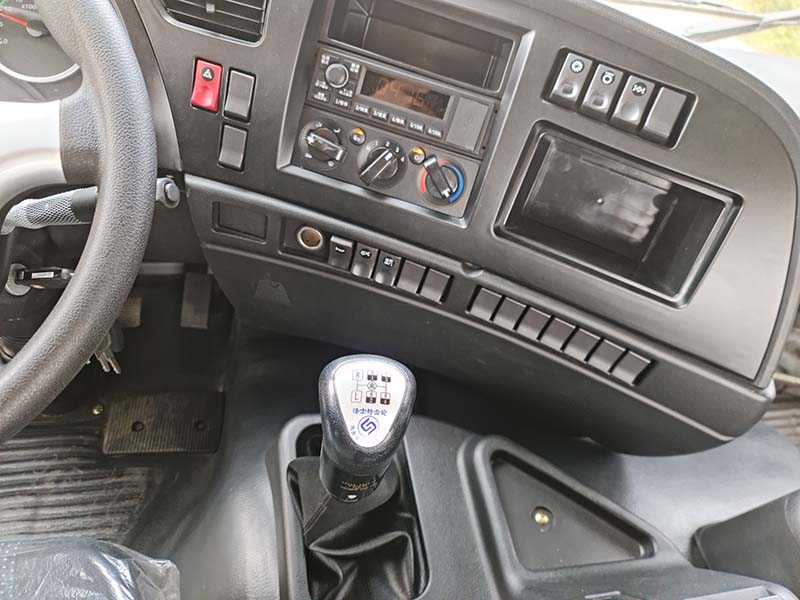 Xe bồn chở nước 13 khối Dongfeng