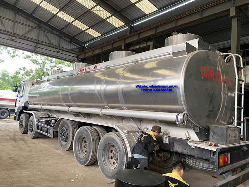 xe-cho-xang-dau-28-khoi-Hyundai-hd360-bon-hop-kim-nhom
