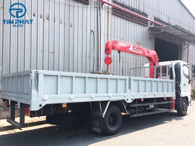 Xe tải Hino gắn cẩu Unic URV344