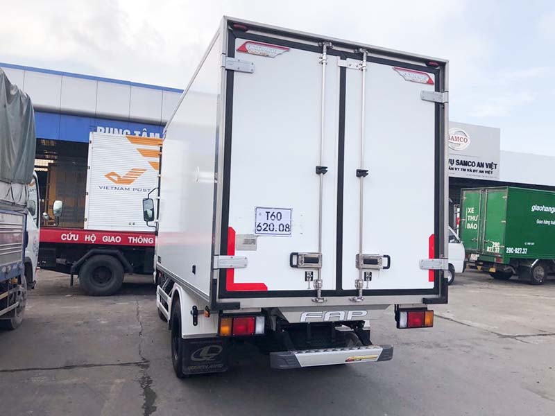 Xe tải isuzu thùng đông lạnh